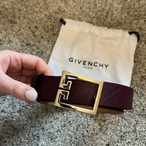 Givenchy GV3 Logo embossed leather belt purple